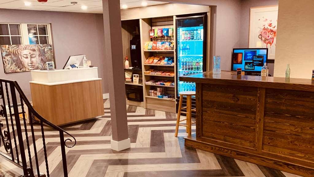 Hotel On Monroe Рочестер Интерьер фото
