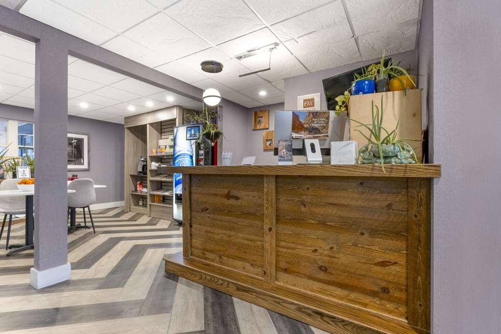 Hotel On Monroe Рочестер Интерьер фото