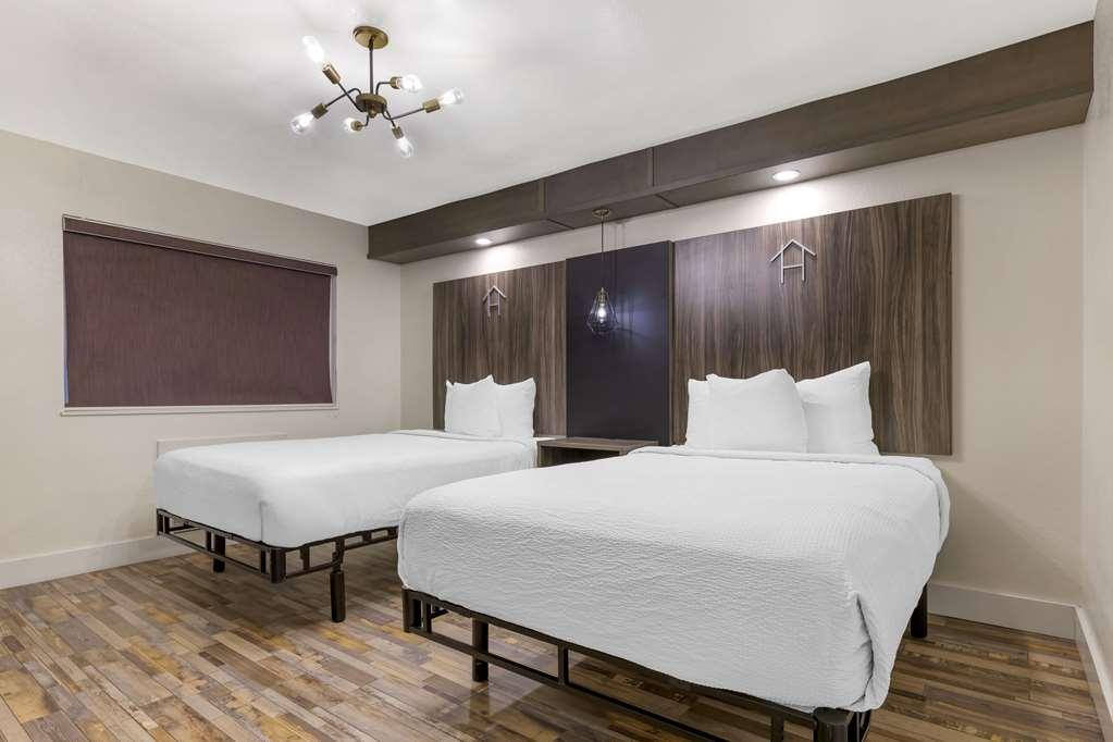 Hotel On Monroe Рочестер Номер фото